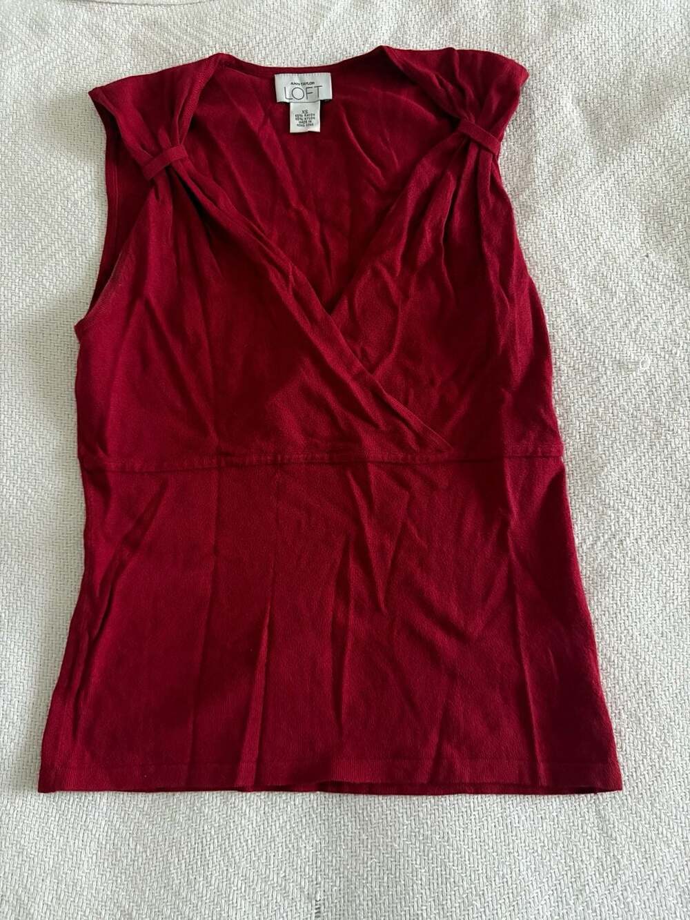 Ann Taylor LOFT Women's Red Sleeveless Faux Wrap Top